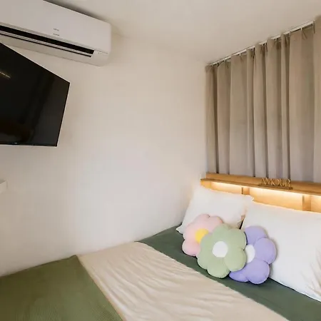 Cozy Air-conditioned With Parking 1 Min Apartment *